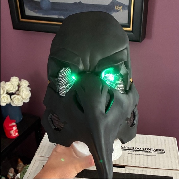Black Plague Doctor Mask - Picture 4 of 5